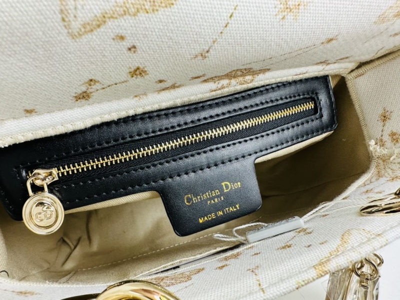 Dior Shopping Bags